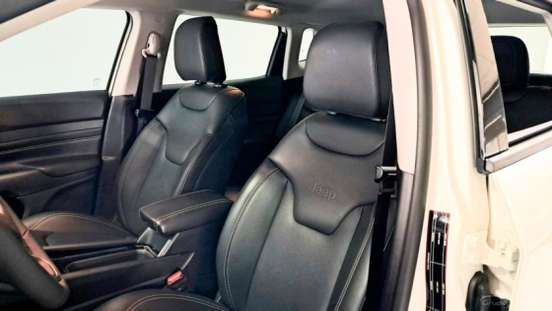 JEEP-COMPASS-2025