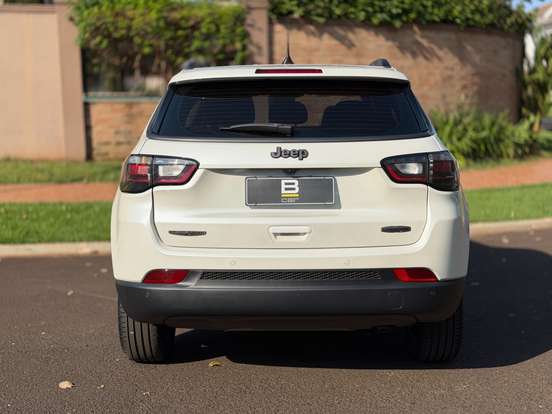 JEEP-COMPASS-2024
