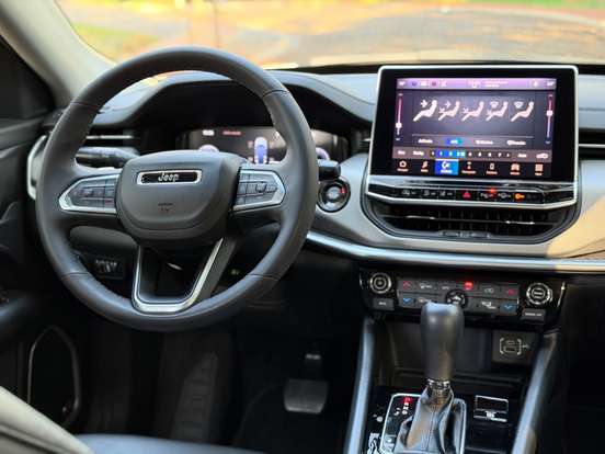 JEEP-COMPASS-2024