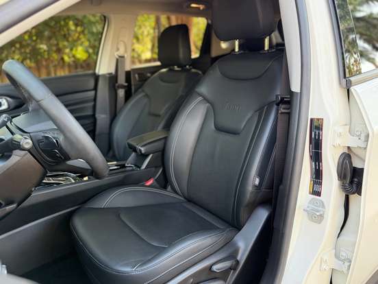JEEP-COMPASS-2024