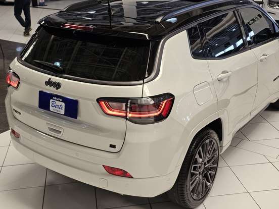 JEEP-COMPASS-2021