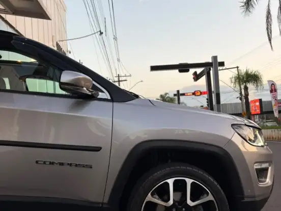 JEEP-COMPASS-2.0 16V DIESEL LIMITED 4X4 AUTOMÁTICO JEEP-COMPASS-2021