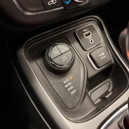 JEEP-COMPASS-2.0 16V DIESEL S 4X4 AUTOMÁTICO JEEP-COMPASS-2021