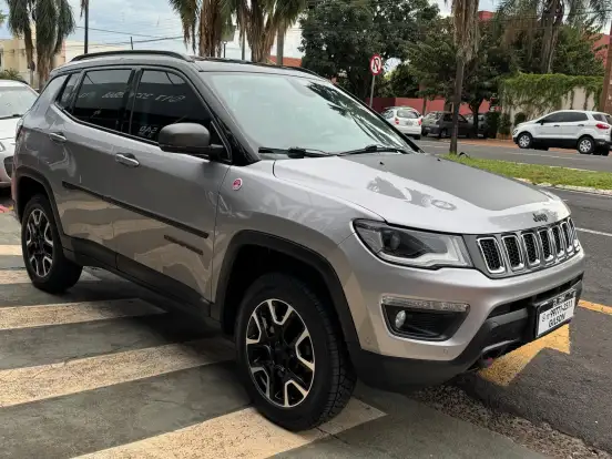 JEEP-COMPASS-2.0 16V DIESEL TRAILHAWK 4X4 AUTOMÁTICO JEEP-COMPASS-2019