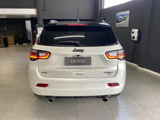 JEEP-COMPASS-2.0 HURRICANE TURBO FLEX BLACKHAWK AT9 JEEP-COMPASS-2026