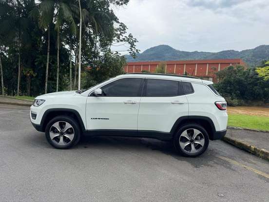 JEEP-COMPASS-2.0 16V DIESEL LONGITUDE 4X4 AUTOMÁTICO JEEP-COMPASS-2017