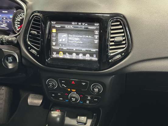 JEEP-COMPASS-2.0 16V FLEX LIMITED AUTOMÁTICO JEEP-COMPASS-2016