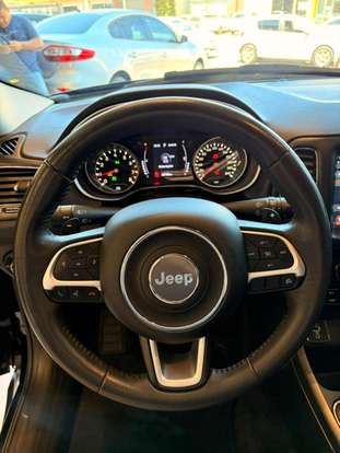 JEEP-COMPASS-2.0 16V FLEX LONGITUDE AUTOMÁTICO JEEP-COMPASS-2018