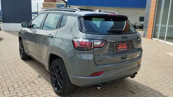 JEEP-COMPASS-2025