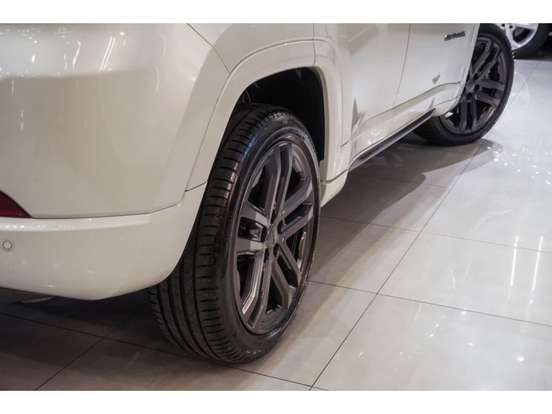 JEEP-COMPASS-2.0 HURRICANE 4 TURBO GASOLINA OVERLAND AT9 JEEP-COMPASS-2024