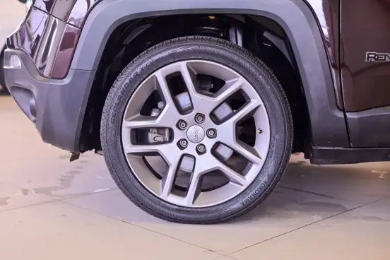 JEEP-RENEGADE-2020