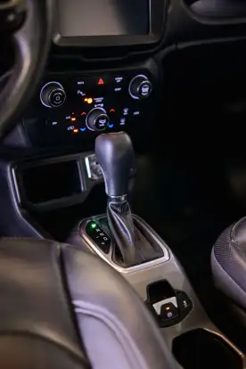 JEEP-RENEGADE-2020