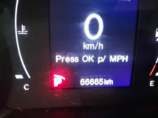 JEEP-RENEGADE-1.8 16V FLEX SPORT 4P AUTOMÁTICO JEEP-RENEGADE-2019