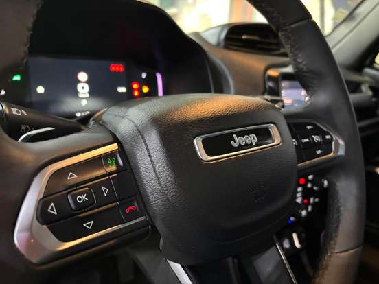 JEEP-RENEGADE-2023