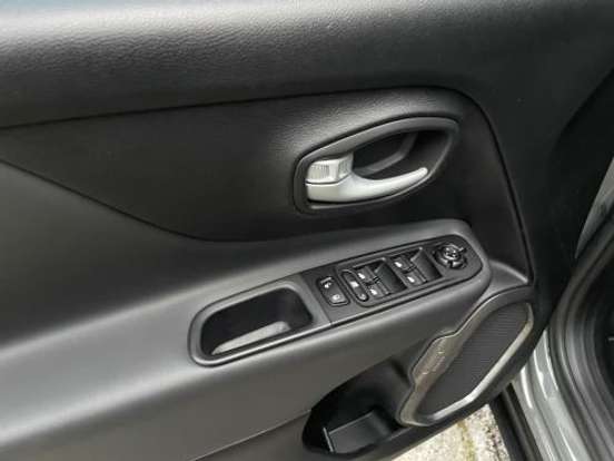 JEEP-RENEGADE-1.3 T270 TURBO FLEX S 4X4 AT9 JEEP-RENEGADE-2022