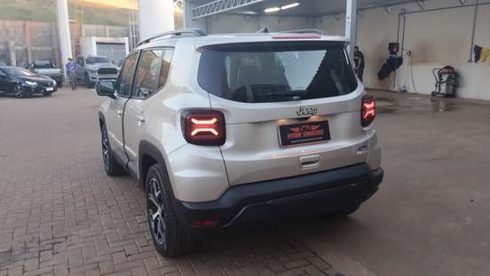 JEEP-RENEGADE-2025