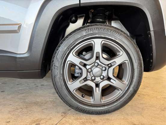JEEP-RENEGADE-2022