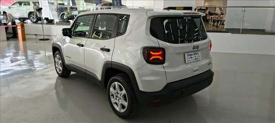 JEEP-RENEGADE-2025