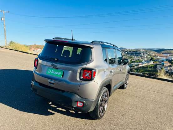 JEEP-RENEGADE-2018