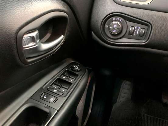JEEP-RENEGADE-1.8 16V FLEX LONGITUDE 4P AUTOMÁTICO JEEP-RENEGADE-2017