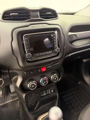 JEEP-RENEGADE-2018