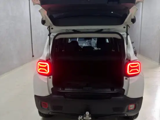 JEEP-RENEGADE-2.0 16V TURBO DIESEL CUSTOM 4P 4X4 AUTOMÁTICO JEEP-RENEGADE-2018