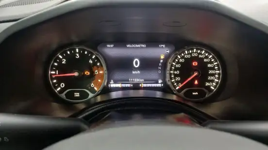 JEEP-RENEGADE-2.0 16V TURBO DIESEL TRAILHAWK 4P 4X4 AUTOMÁTICO JEEP-RENEGADE-2015