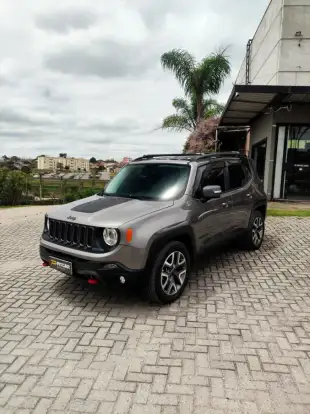 JEEP-RENEGADE-2017