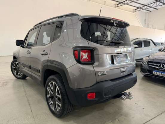 JEEP-RENEGADE-2.0 16V TURBO DIESEL LONGITUDE 4P 4X4 AUTOMÁTICO JEEP-RENEGADE-2019