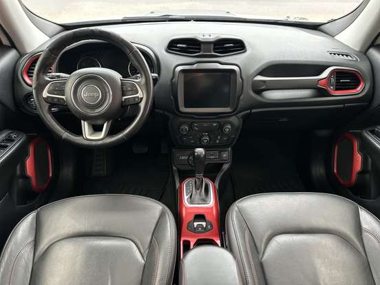 JEEP-RENEGADE-2.0 16V TURBO DIESEL TRAILHAWK 4P 4X4 AUTOMÁTICO JEEP-RENEGADE-2018
