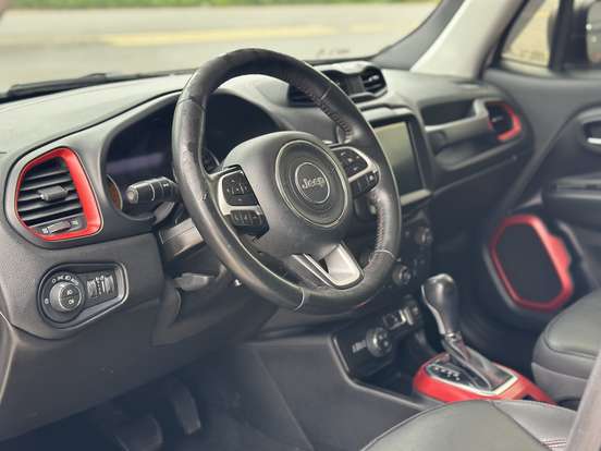 JEEP-RENEGADE-2018