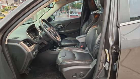 JEEP-CHEROKEE-2015