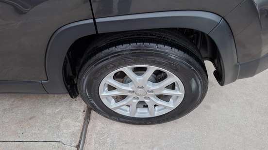JEEP-CHEROKEE-2015