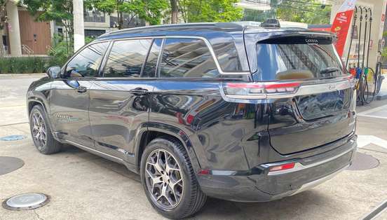 JEEP-COMMANDER-2021