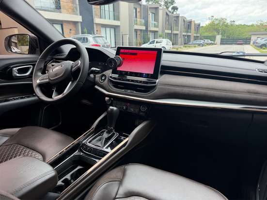 JEEP-COMMANDER-2022