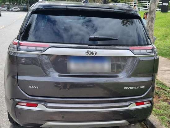 JEEP-COMMANDER-2024