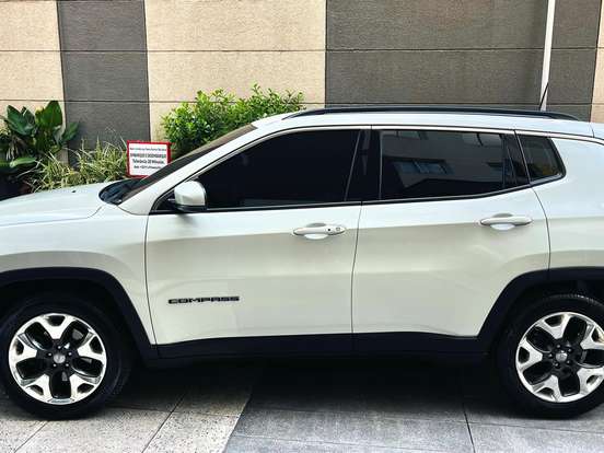 JEEP-COMPASS-2.0 16V FLEX LONGITUDE AUTOMÁTICO JEEP-COMPASS-2018