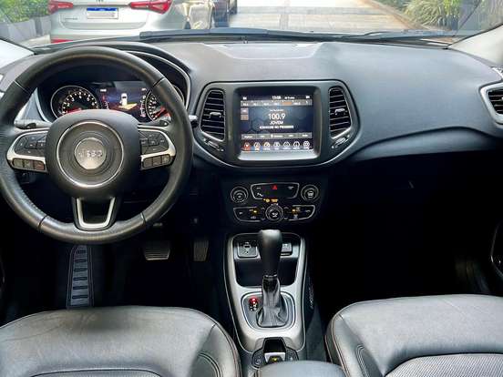 JEEP-COMPASS-2.0 16V FLEX LONGITUDE AUTOMÁTICO JEEP-COMPASS-2018