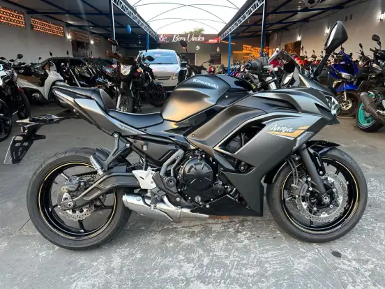 KAWASAKI-NINJA 650 ABS-2023
