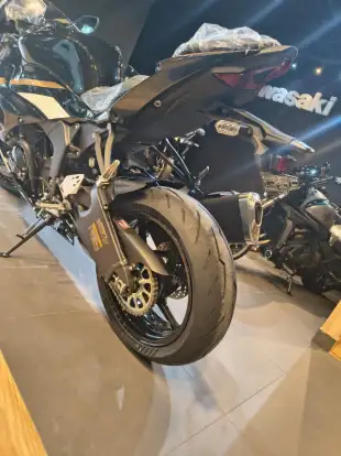 KAWASAKI-NINJA ZX-6R-2026