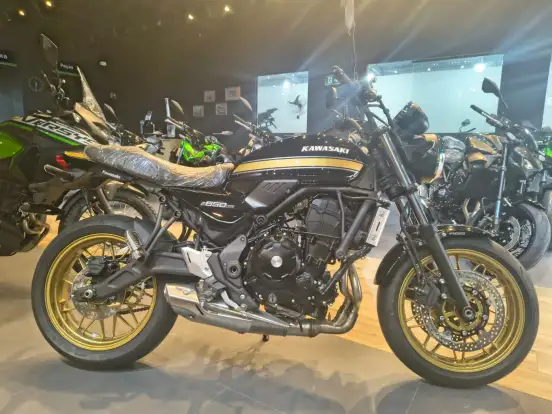 KAWASAKI-Z650 ABS RS-2025