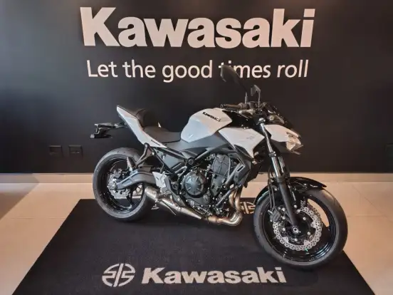 KAWASAKI-Z650 ABS-2026
