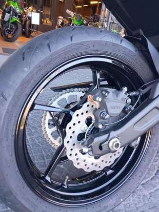 KAWASAKI-Z650 ABS-2025