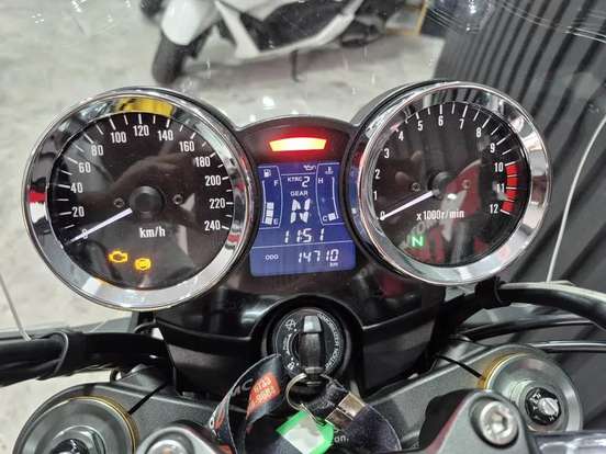 KAWASAKI-Z900 SE-2023