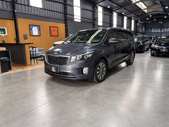 KIA-CARNIVAL-2016