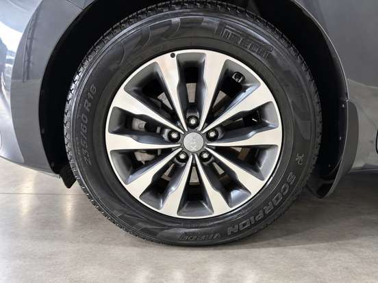 KIA-CARNIVAL-2016