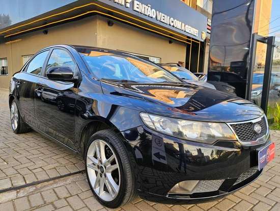 KIA-CERATO-2010