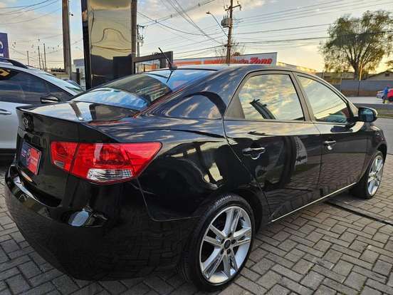 KIA-CERATO-1.6 SX 16V FLEX 4P AUTOMÁTICO KIA-CERATO-2010