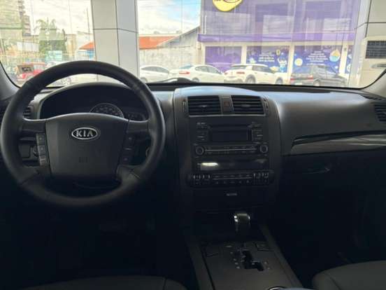 KIA-MOHAVE-2011