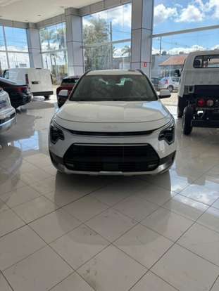 KIA-NIRO-2023